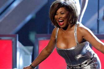 Tina Turner: Die Sängerin landete mit "What's Love Got to Do With It" einen Nummer-eins-Hit.