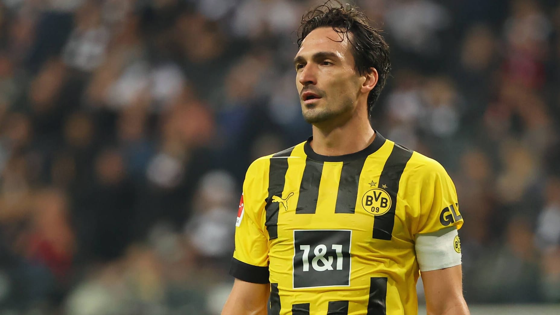 Mats Hummels: Der BVB-Verteidiger sprach nach dem Spiel gegen Eintracht über seine Kritik. Mats Hummels: Der BVB-Verteidiger sprach nach dem Spiel gegen Eintracht über seine Kritik.