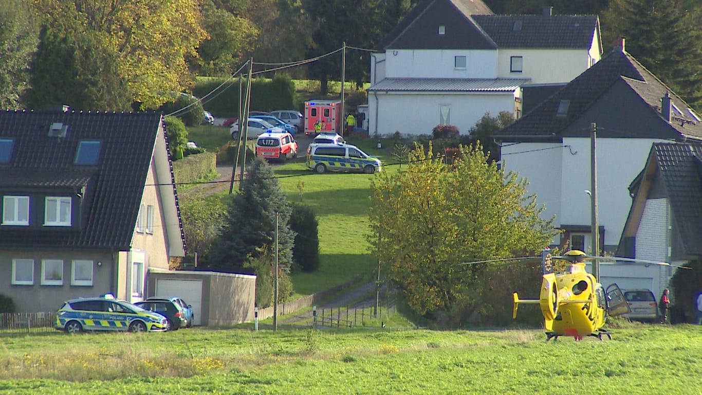 Rettungshubschrauber in Dortmund Sölderholz: Eine schwerverletzte Frau wurde ins Krankenhaus gebracht.