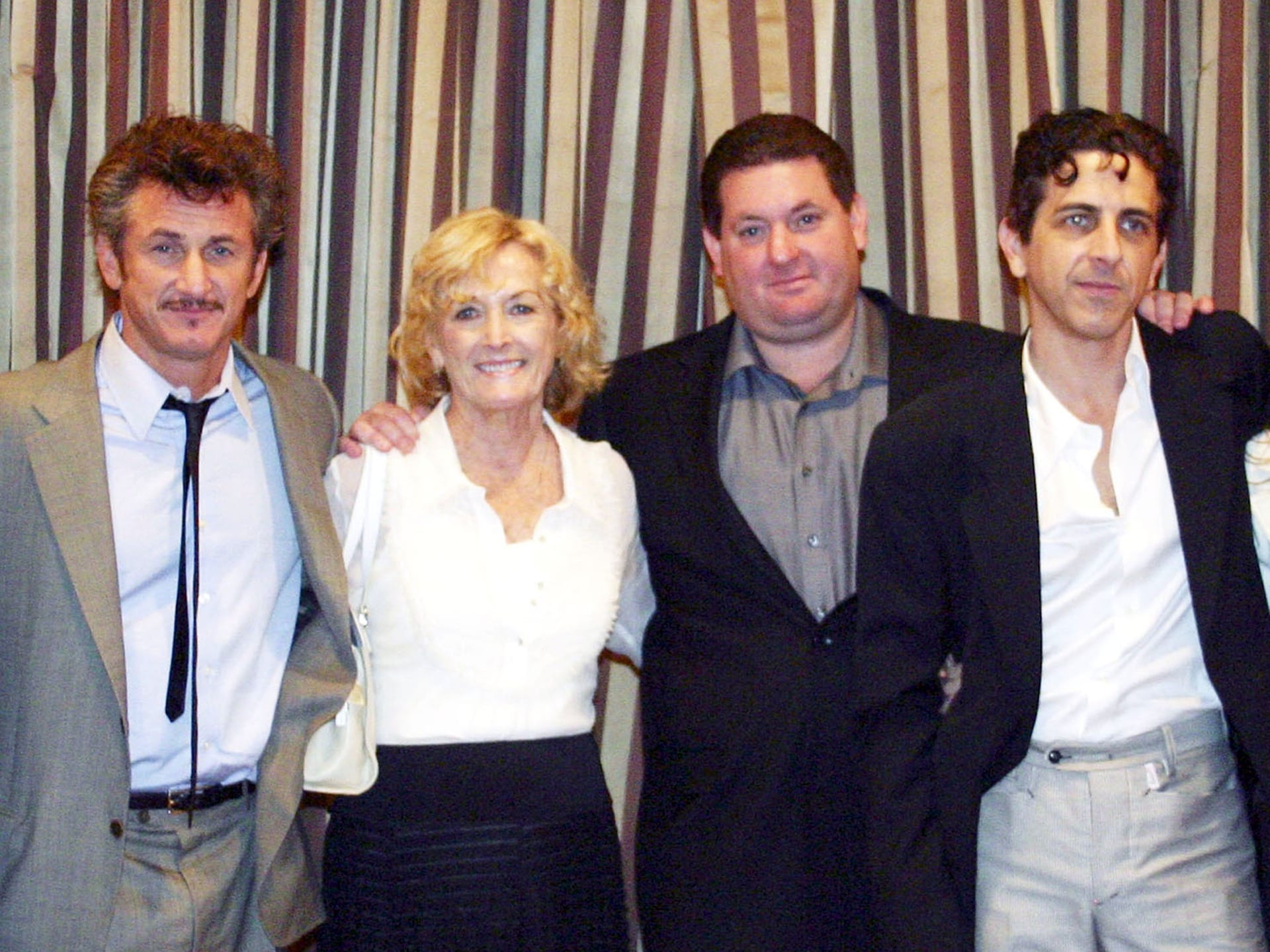 Eileen Ryan mit ihren Söhnen Sean Penn, Chris Penn und Michael Penn (v.l.) bei einem Event 2004.
