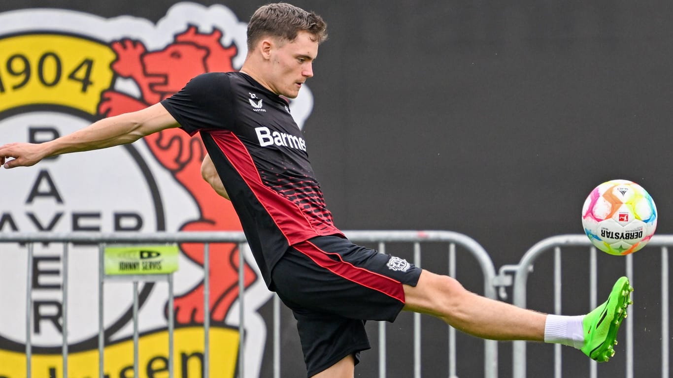 Florian Wirtz beim Aufbautraining im Leverkusener Trainingslager im Sommer: Hoffnung noch nicht aufgegeben.