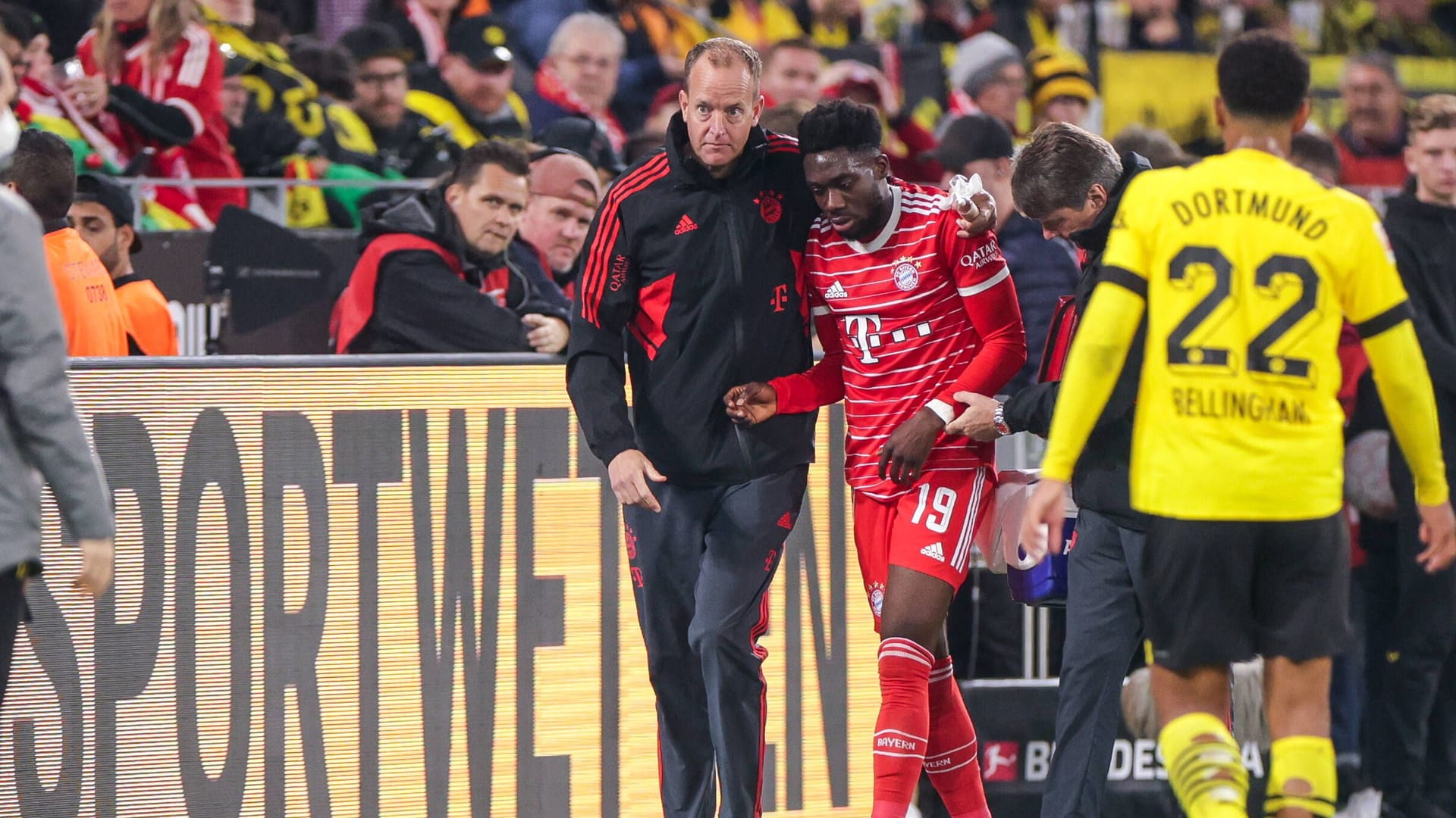 Alphonso Davies: Nach 45 Minuten war Schluss für ihn.