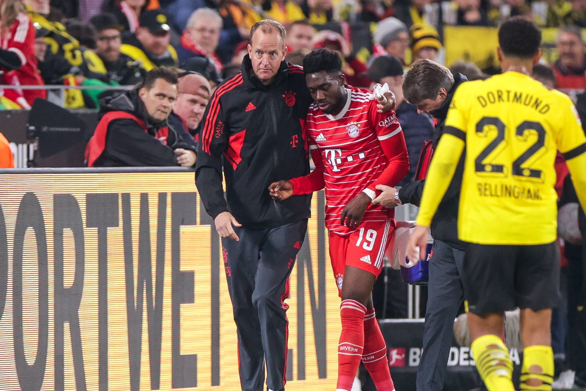 Alphonso Davies: Nach 45 Minuten war Schluss für ihn.