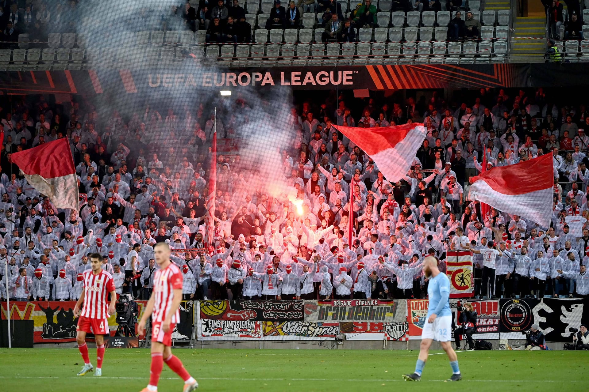 Das Hinspiel zwischen Malmö FF und Union (Archivbild): Auf Seiten der Gästefans aus Berlin kam es zu Ausschreitungen.