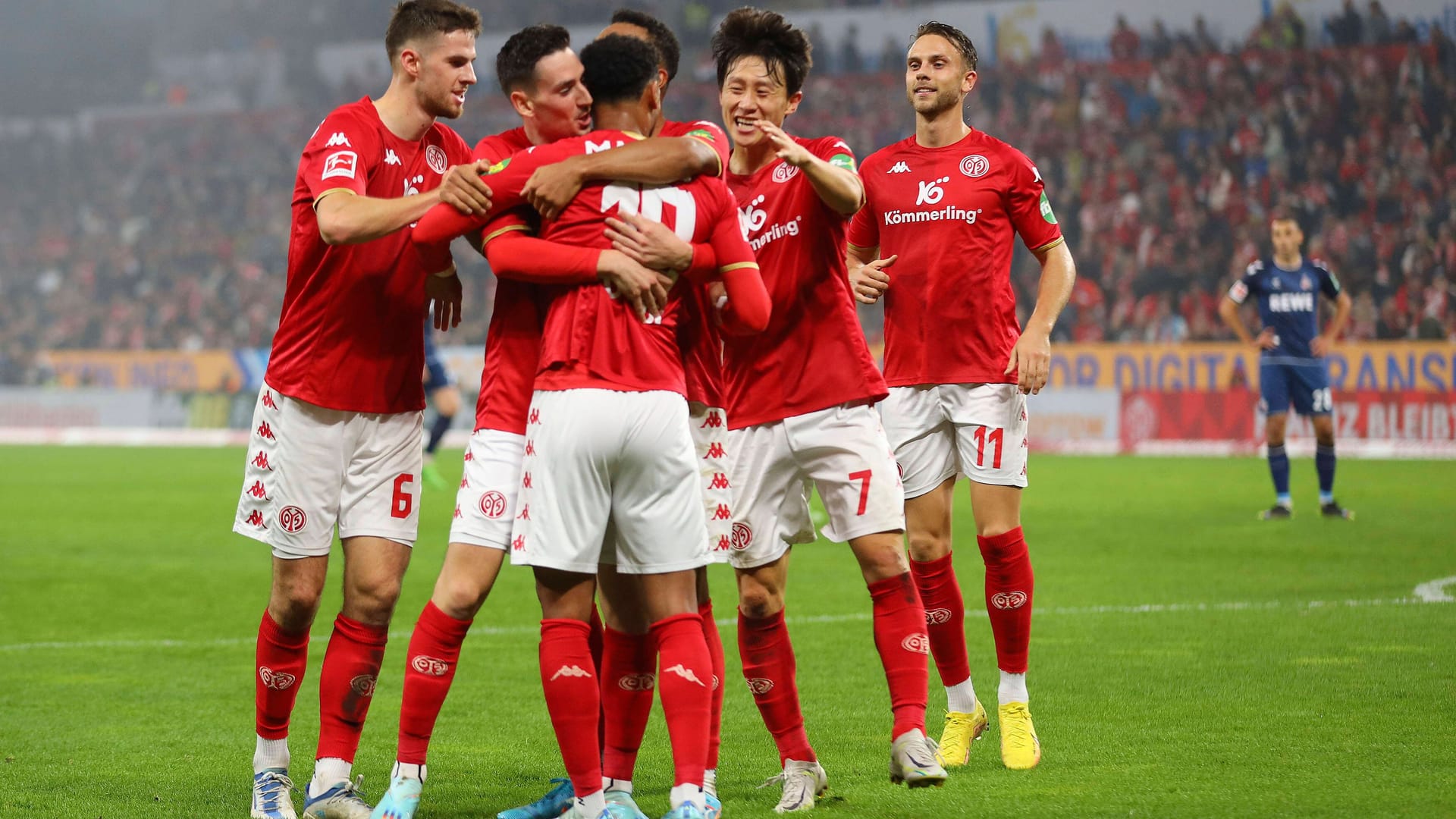 Jubel bei den Mainzern in der Partie gegen den 1. FC Köln.