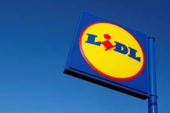 Lidl-Logo: Der Gründer der Discounter-Kette gilt als reichster Deutscher.