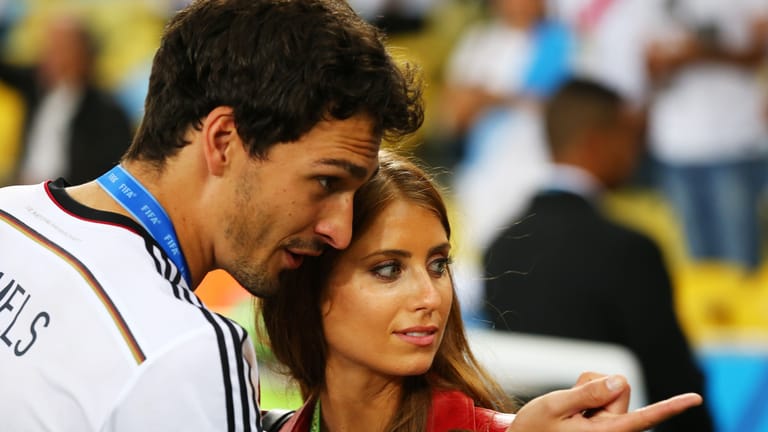 Mats und Cathy Hummels bei der WM in Brasilien 2014: Der Weltmeister und seine Frau haben sich jetzt getrennt.
