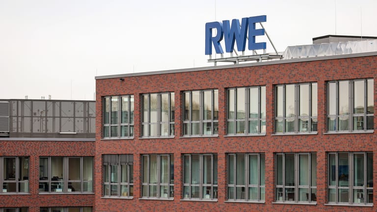 Die RWE Hauptverwaltung im Essener Stadtteil Altenessen: Passend zum Kurswechsel des Energieunternehmens wurde Anfang 2022 ein neuer RWE-Firmencampus eröffnet.