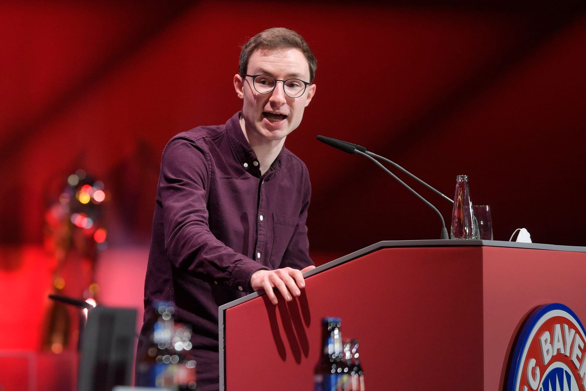 Michael Ott: Der Fan des FC Bayern sorgte bei der Jahreshauptversammlung im vergangenen Jahr für großen Wirbel, indem er einen Antrag stellen wollte, um die Mitglieder über das Qatar-Airways-Sponsoring abstimmen zu lassen.