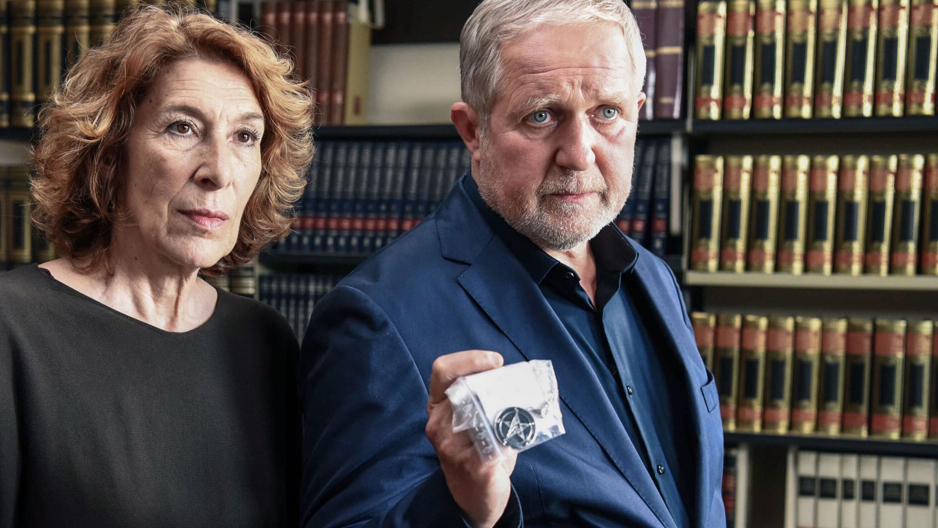 Kommissarin Bibi Fellner (Adele Neuhauser) und ihr Kollege Moritz Eisner (Harald Krassnitzer) ermitteln im "Tatort: Das Tor zur Hölle".