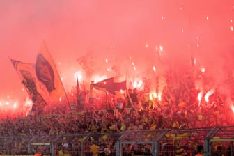 BVB-Fans im Hinspiel gegen Kopenhagen: Während der Partie kam es zu unschönen Szenen.