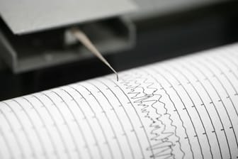 Seismograph: Das Gerät registriert Bodenerschütterungen von Erdbeben.