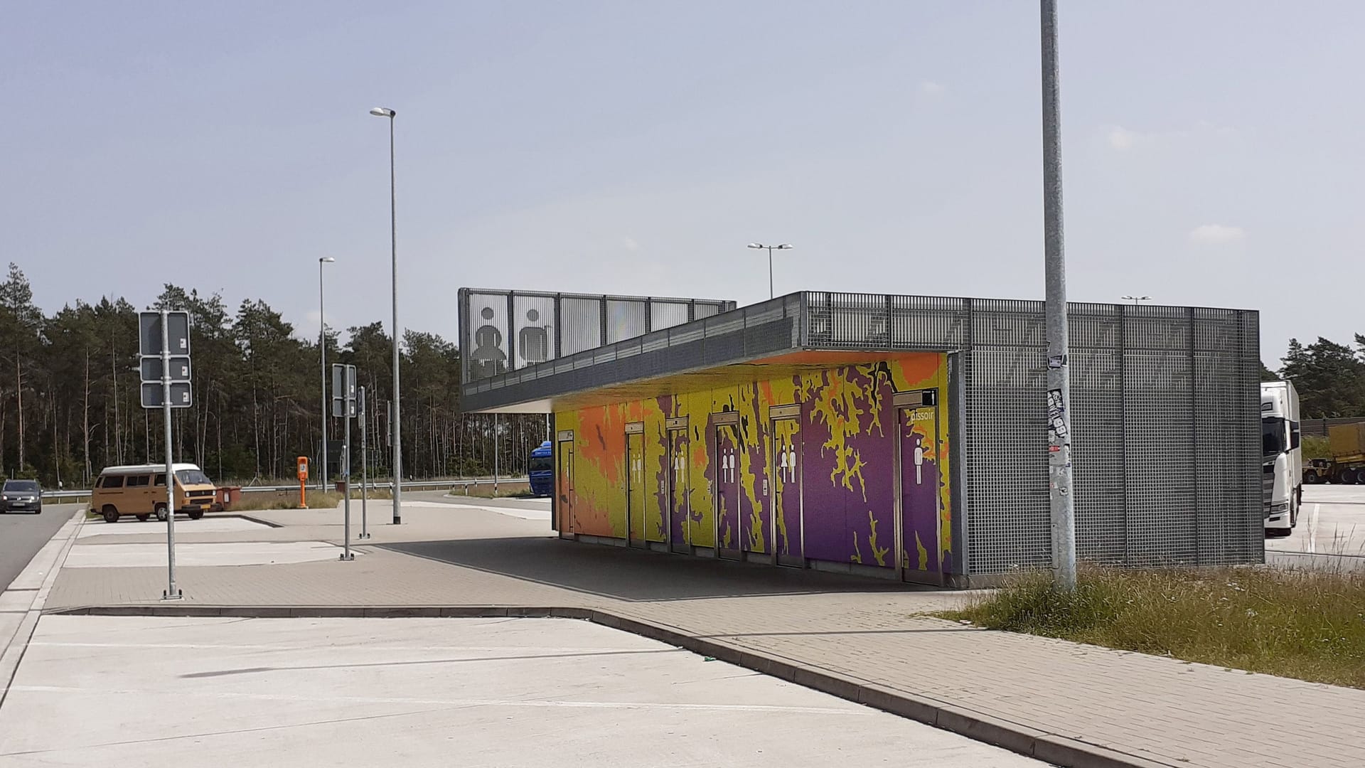 Mustergültig: Rastplatz Engelmannsbäke an der A1 in Niedersachsen.