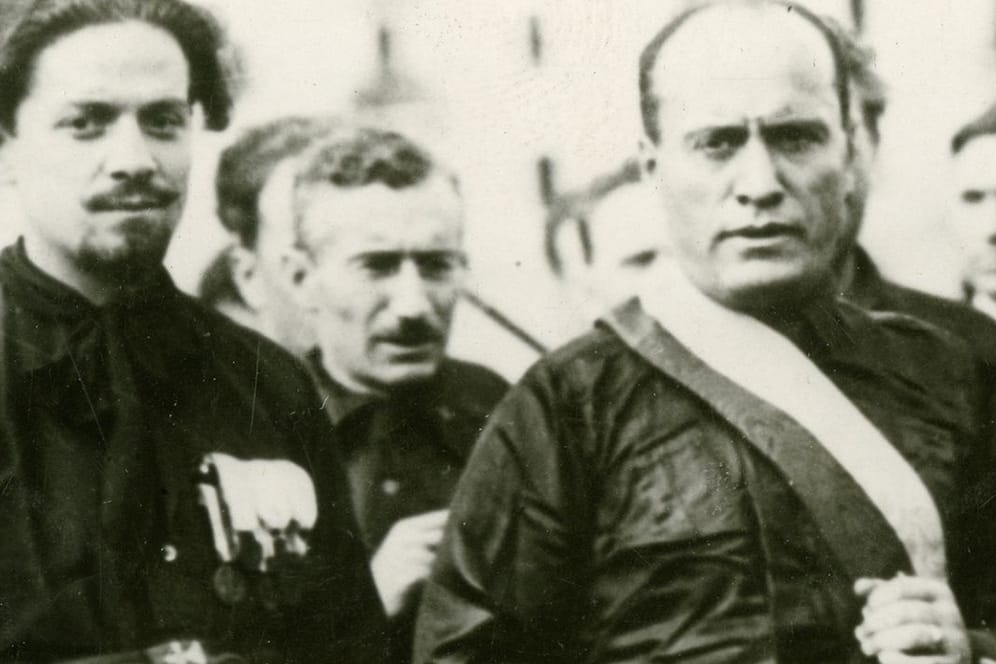 Benito Mussolini (m.): Mit dem angeblichen Marsch auf Rom etablierte der Faschistenführer die Diktatur in Italien.