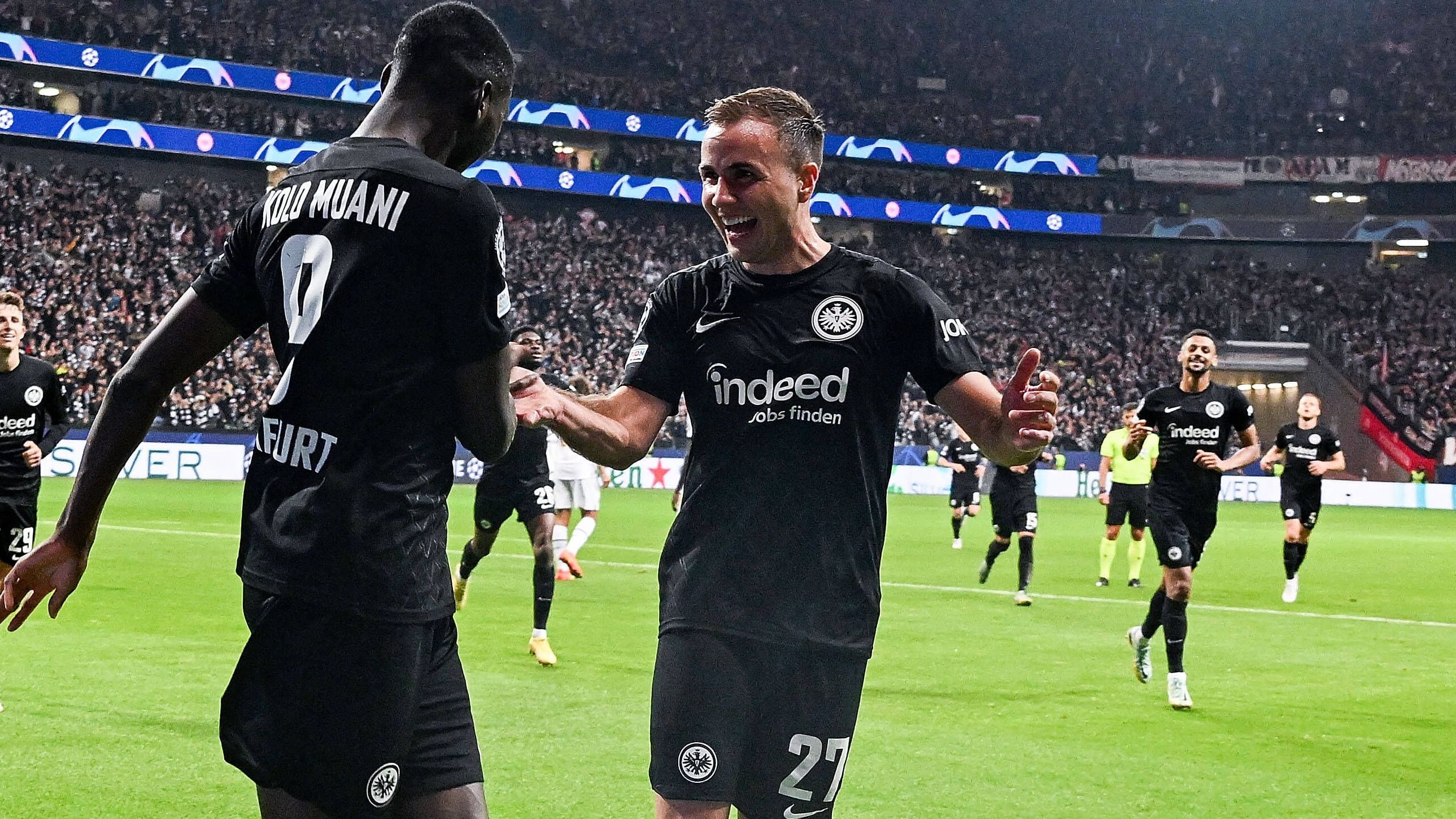 Champions League: Traum vom Achtelfinale lebt – Frankfurt gewinnt Duell