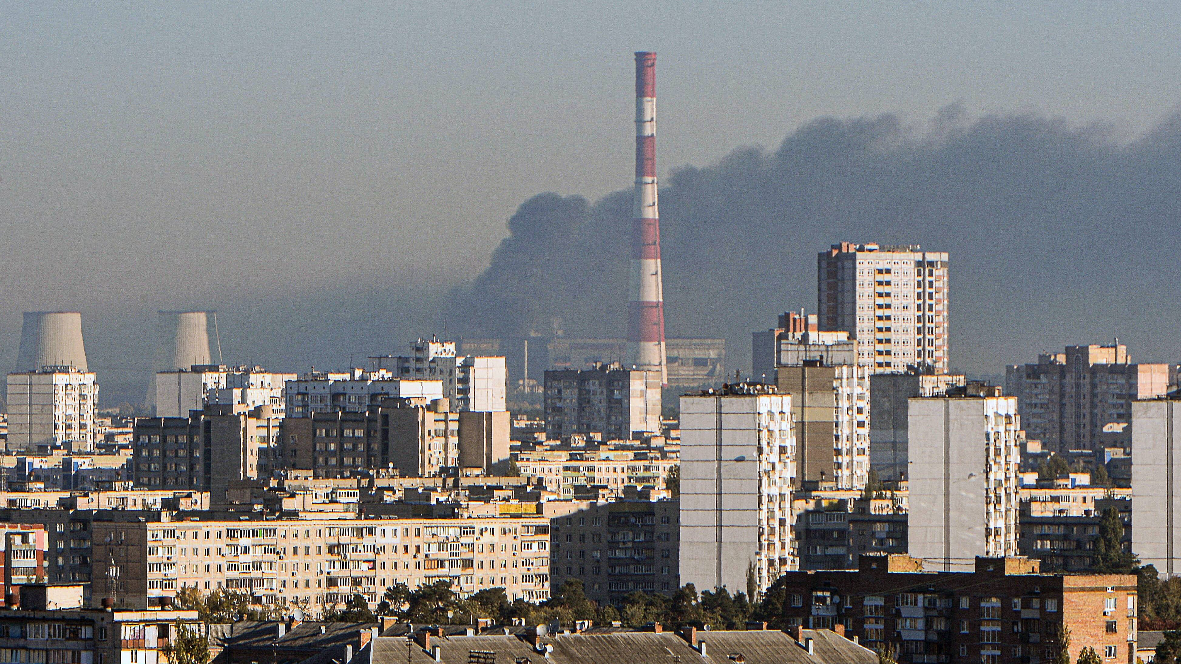 russians launch missile attack on energy supply facility in kyiv kyiv ukraine october 11 2022 smoke rises over the site of a missile attack by the russian troops on the chp in desnianskyi district of the capital kyiv capital of ukraine no use russia no use belarus kyiv ukraine publicationxnotxinxfra copyright xyevhenxkotenkox originalfilename ukrinform russians221010 nptfy jpg