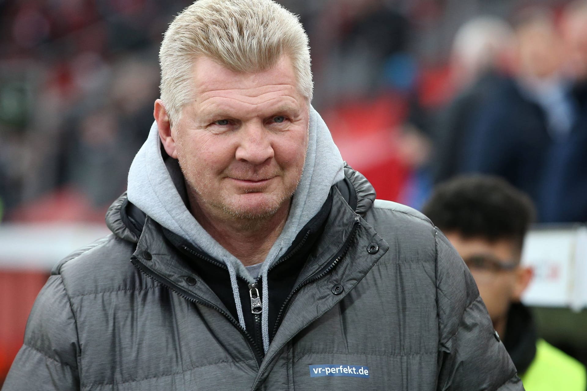 Stefan Effenberg: Der t-online-Kolumnist hat eine Meinung zu den Aussagen von Karl-Heinz Rummenigge.