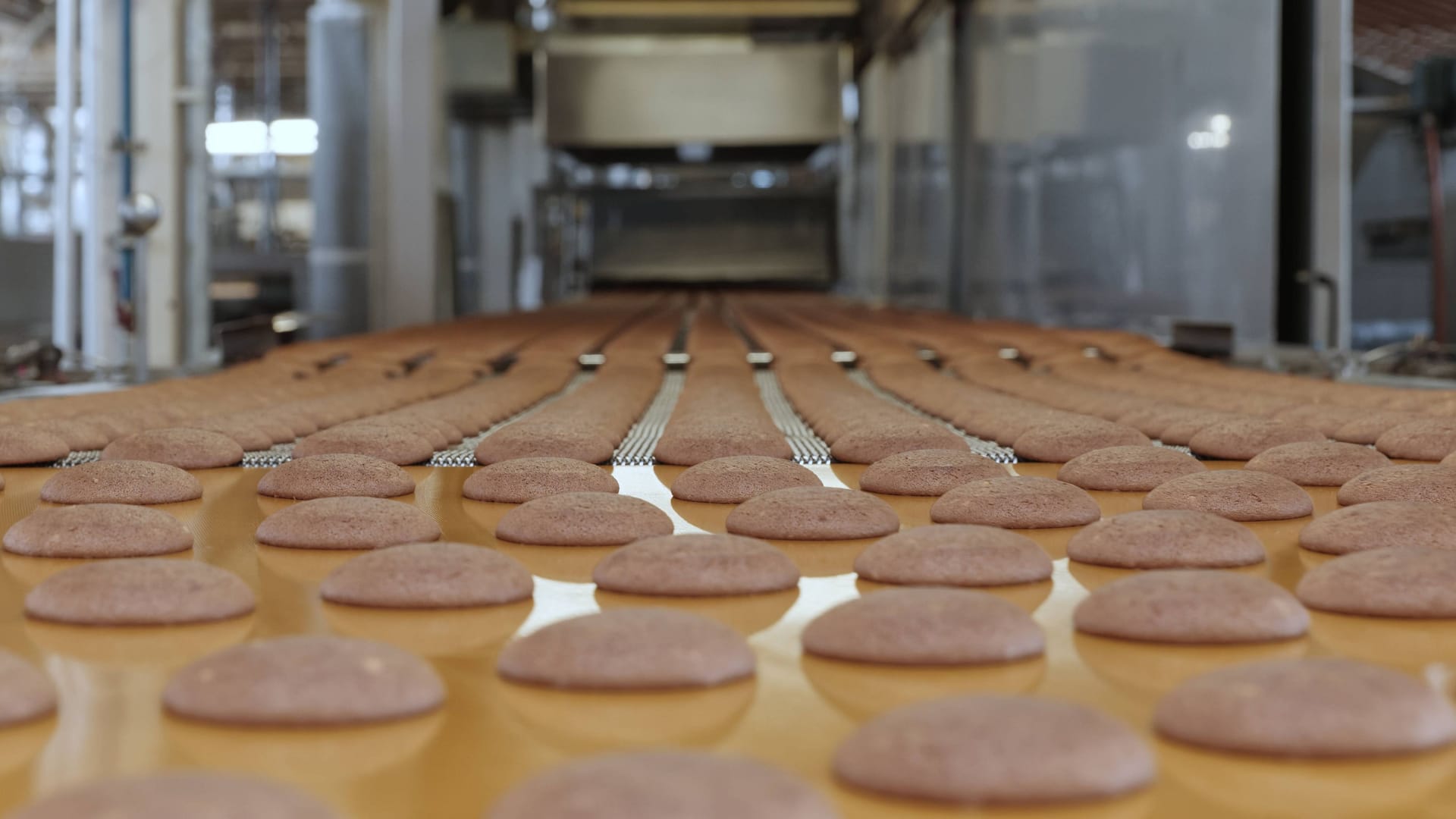 Lebkuchen-Produktion bei Bahlsen (Archivbild): Seit mehr als neun Monaten hat der niedersächsische Gebäckhersteller keinen Chef. Lebkuchen-Produktion bei Bahlsen (Archivbild): Seit mehr als neun Monaten hat der niedersächsische Gebäckhersteller keinen Chef.