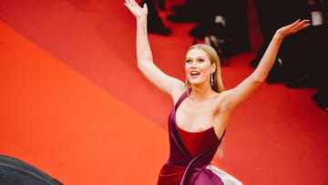 Toni Garrn: Das Model zeigte beim Cannes Festival 2019 mehr, als es wollte.