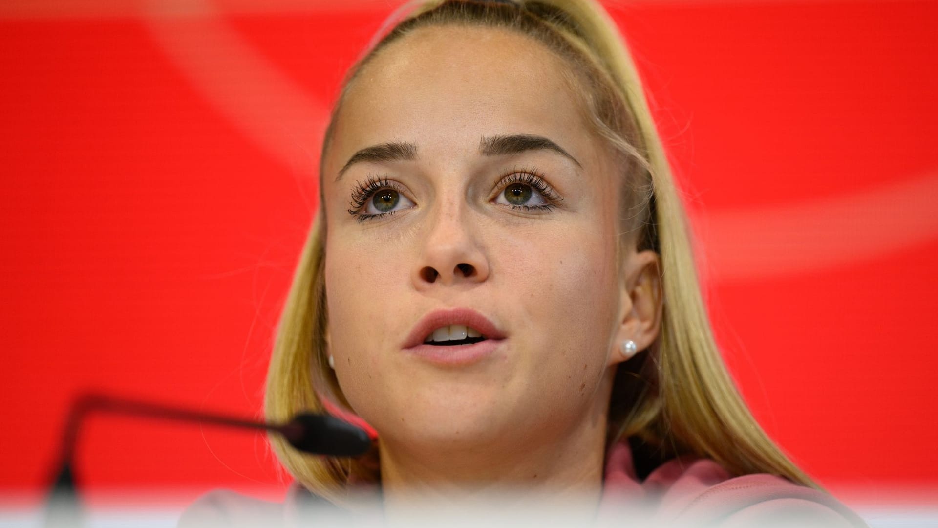 Giulia Gwinn Giulia Gwinn