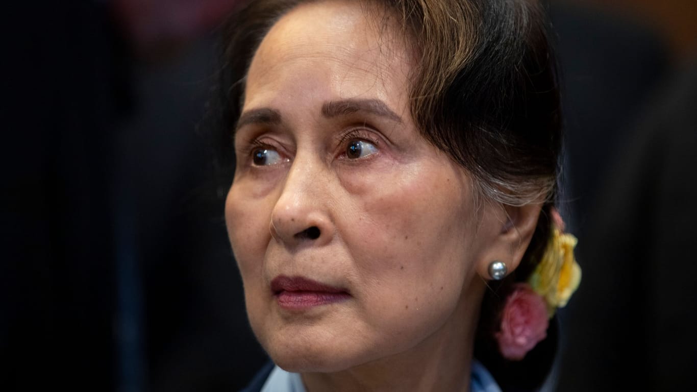 Friedensnobelpreisträgerin Aung San Suu Kyi (Archiv): Die 77-Jährige wurde insgesamt zu 26 Jahren Haft verurteilt.