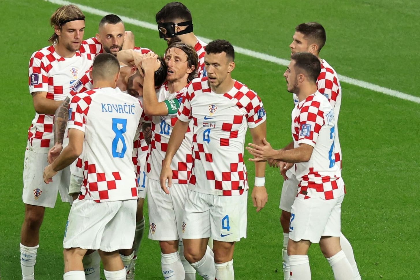 Drei Tore in der ersten Halbzeit, zweimal jubelte Kroatien: Das Team um Luka Modric drehte das Spiel gegen Kanada.