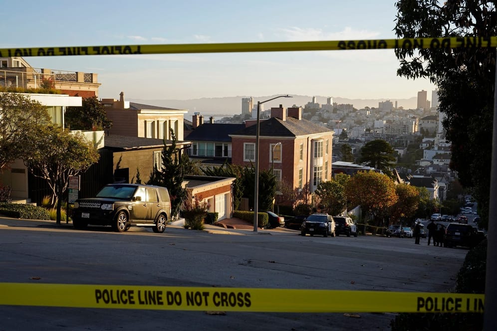 Die Straße vor dem Haus von Nancy und Paul Pelosi in San Francisco: Wenige Tage vor den Parlamentswahlen war Paul Pelosi angegriffen und schwer verletzt worden.
