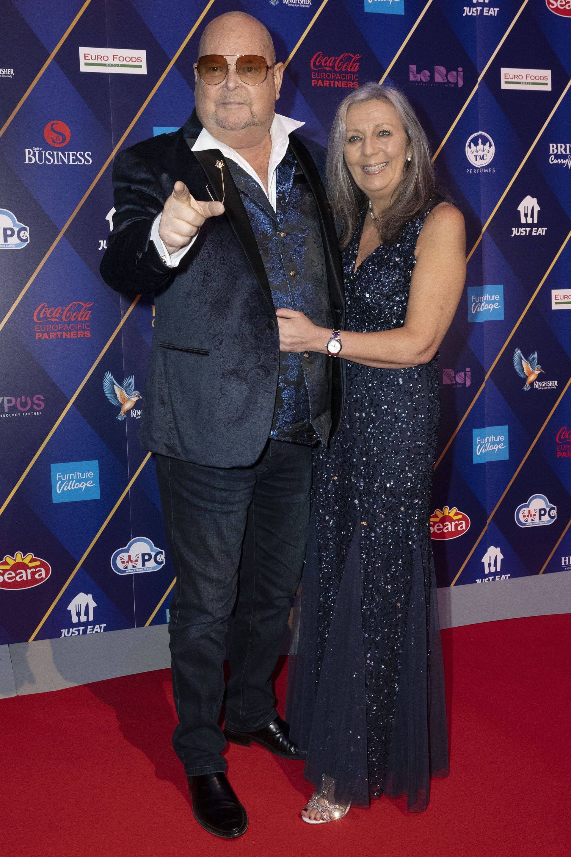 James Whale kam mit seiner Frau Nadine Talbot-Brown zu den British Curry Awards.