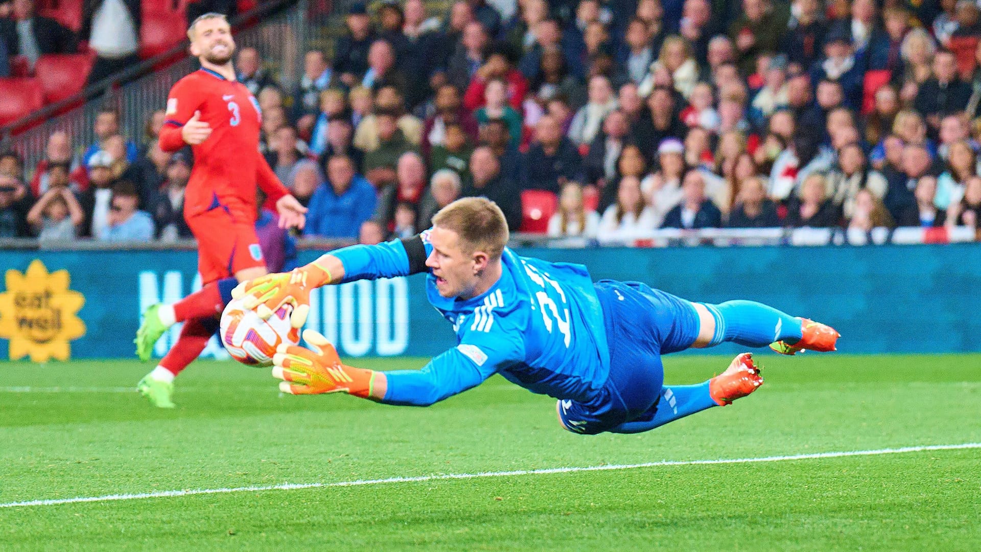 Das letzte Länderspiel, das ter Stegen für Deutschland machte, war am 26. September in Wembley gegen England.