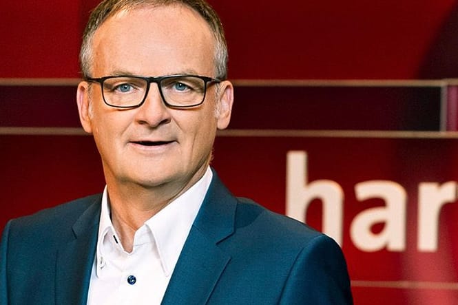 Frank Plasberg: Der ARD-Moderator war insgesamt in 54.000 Sendeminuten "Hart aber fair" zu sehen.