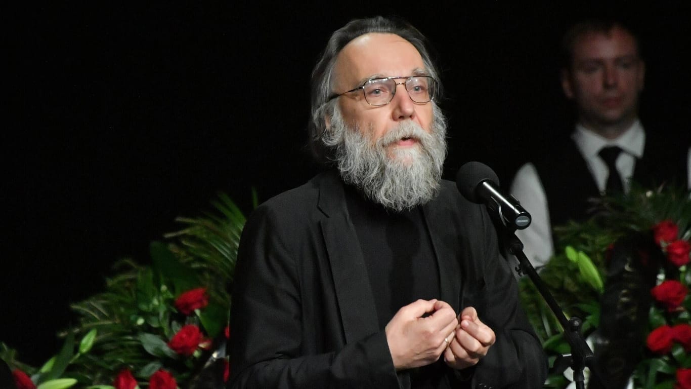 Der rechtsnationale Ideologe Alexander Dugin (Archiv): Der Kremlchef müsse die Verantwortung für Niederlagen übernehmen.