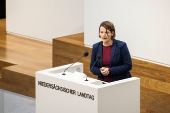 Julia Willie Hamburg im niedersächsischen Landtag (Archivbild): Sie soll neue Kultusministerin werden.