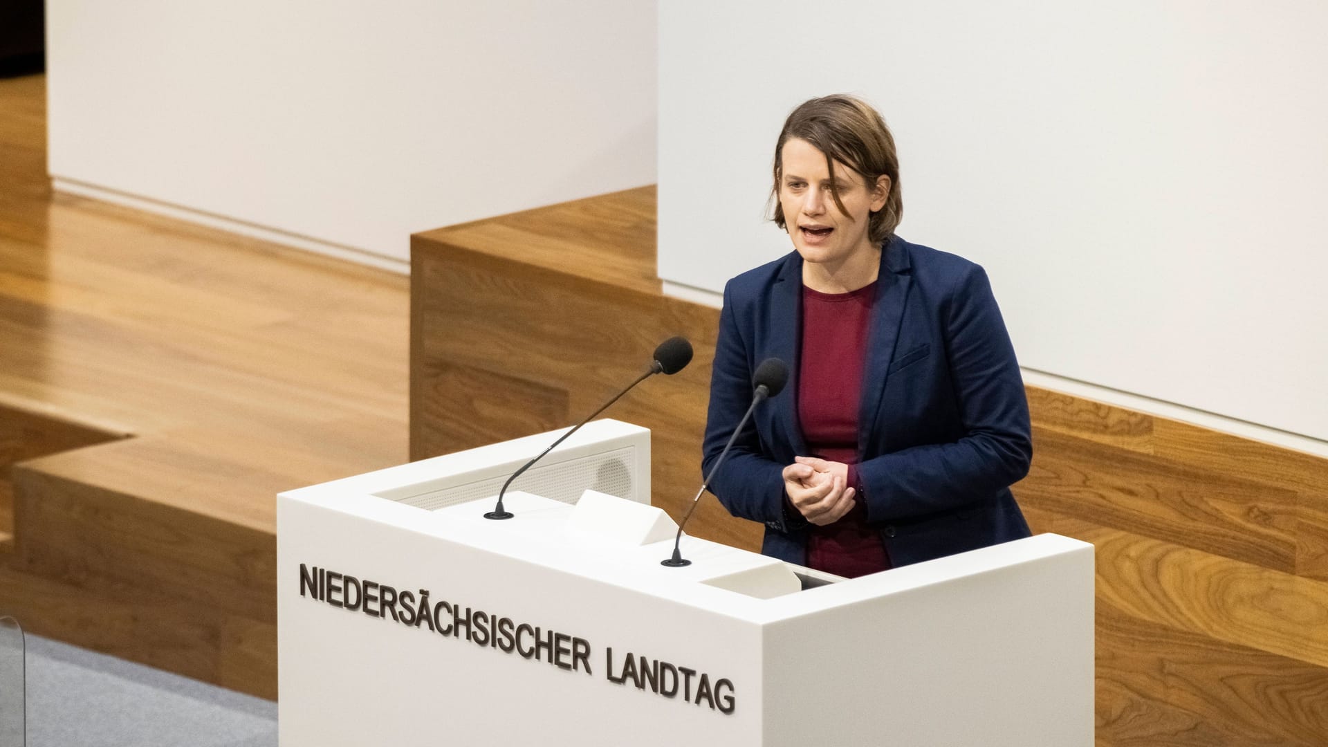 Julia Willie Hamburg im niedersächsischen Landtag (Archivbild): Sie soll neue Kultusministerin werden.