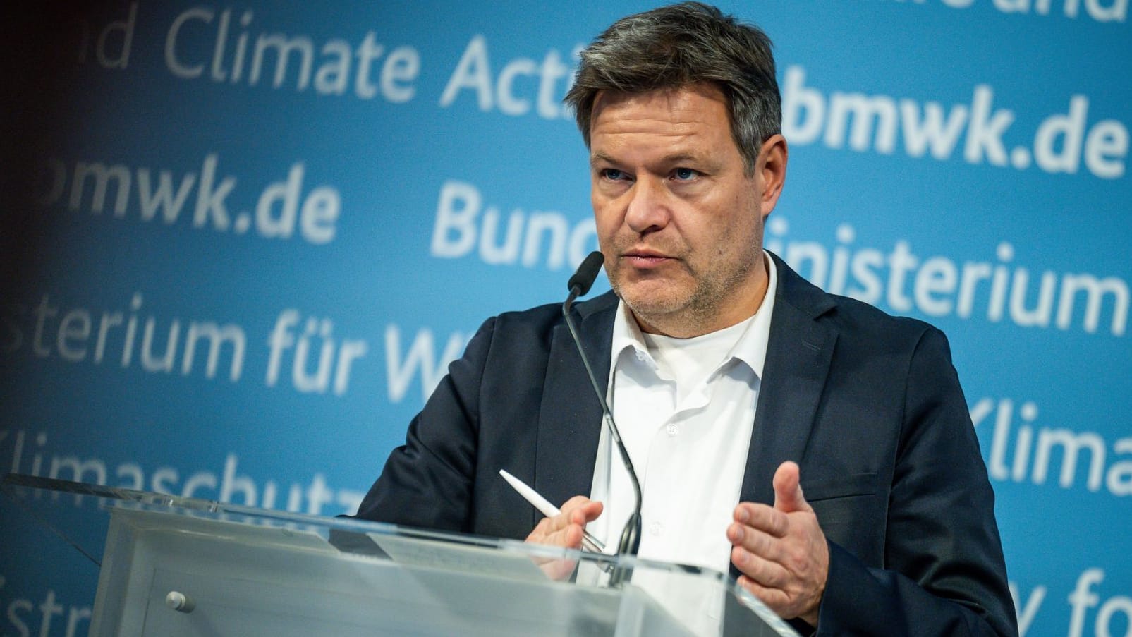 Wirtschaftsminister Habeck zur Energiecharta Wirtschaftsminister Habeck zur Energiecharta