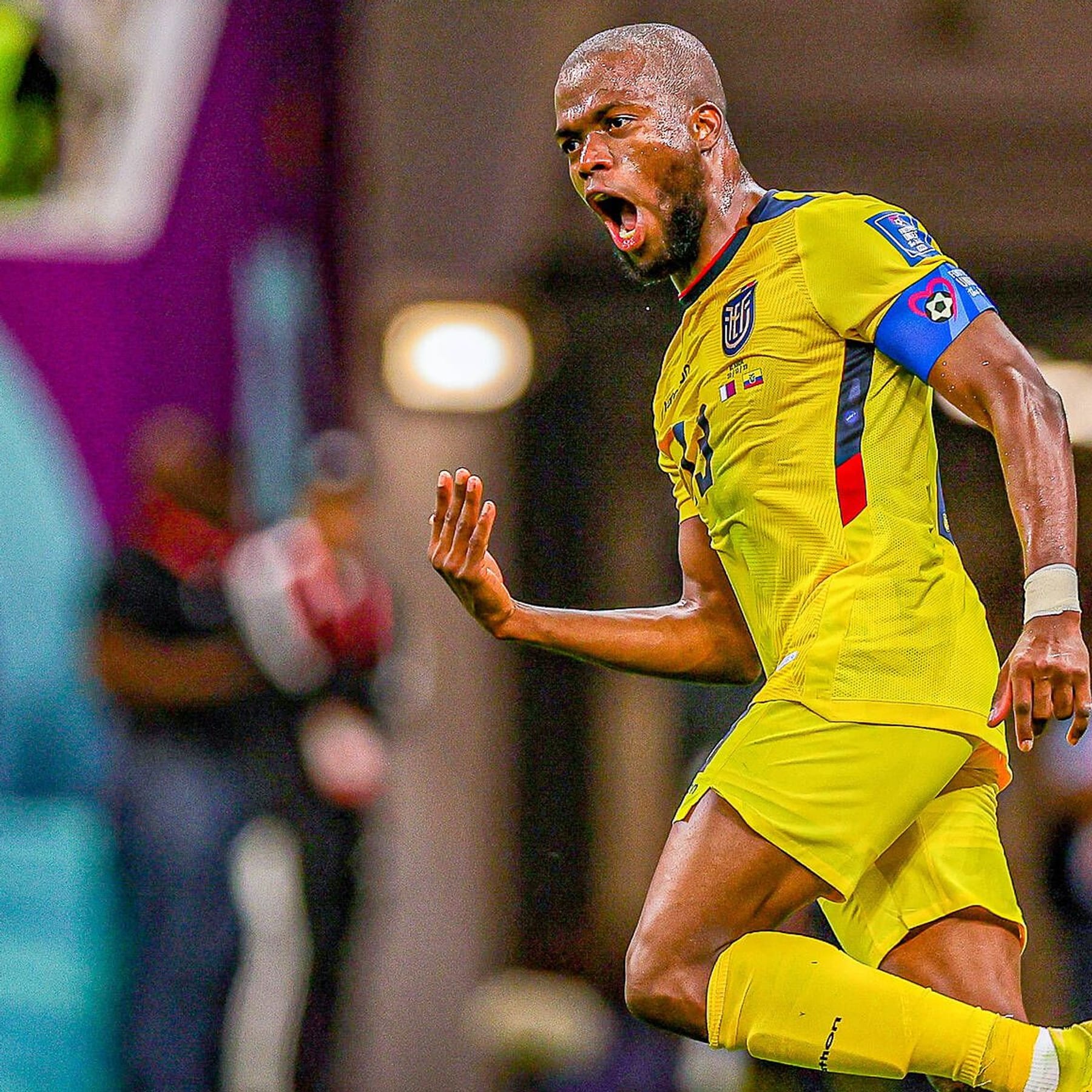 Fußball-WM 2022 Ecuador gewinnt Eröffnungsspiel gegen chancenloses Katar