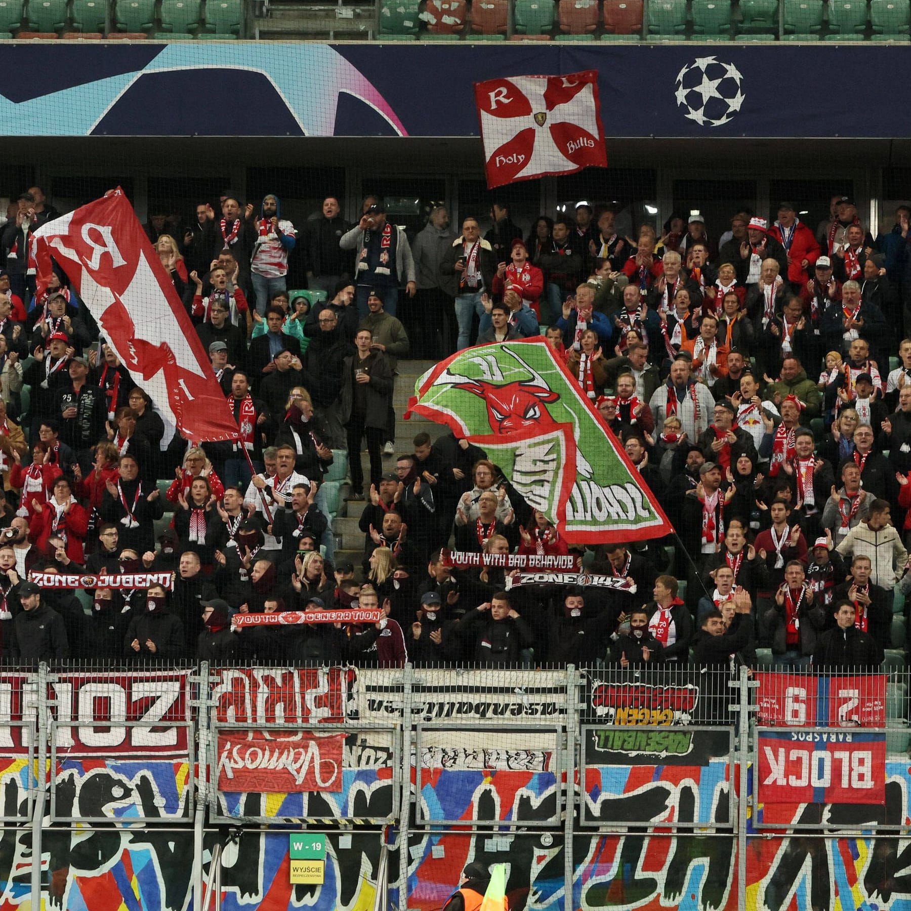 Champions League Security und Polizei sollen RB-Leipzig-Fans begrapscht haben