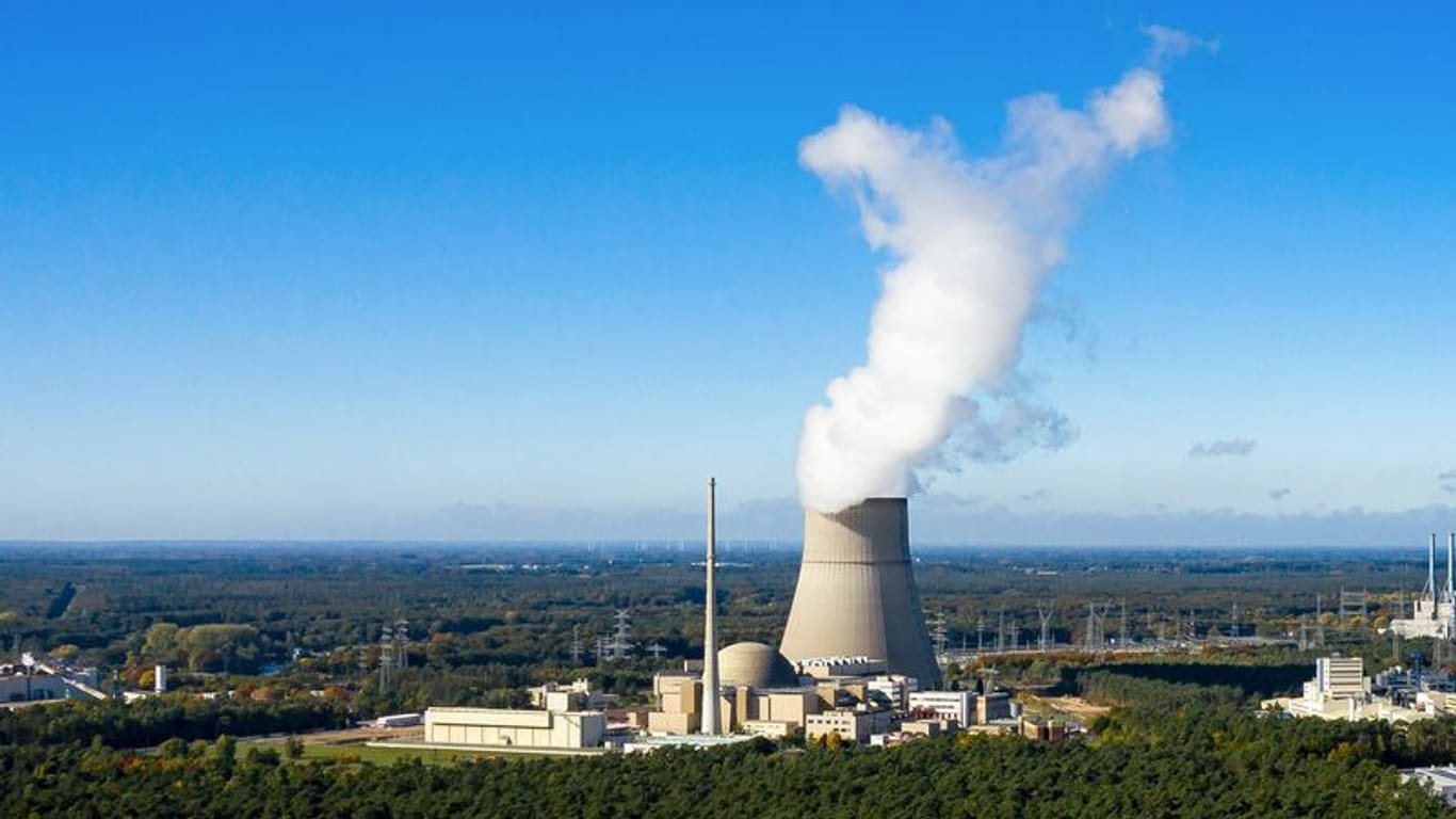 Das Kernkraftwerk Emsland in Niedersachsen: Die Suche nach einem Atommüll-Endlager geht noch über 2031 hinaus.