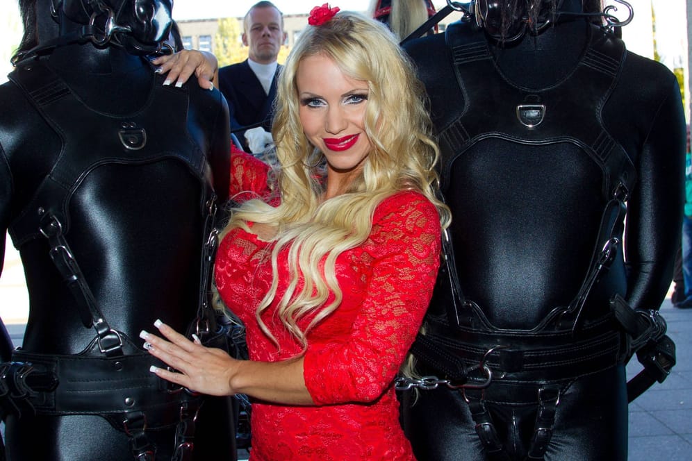 "Annina Ucatis" auf der Venus-Messe 2012: Heute engagiert sich die 43-Jährige in der Kommunalpolitik.