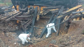 Trafienie pociskiem: Podczas dochodzenia następnego dnia było jasne, że żaden pocisk wystrzelony z Rosji nie trafił.