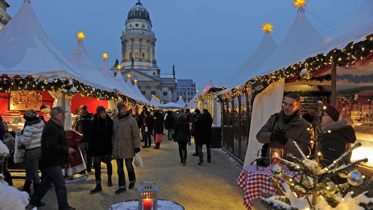 Weihnachtsmarkt am Berliner Gendarmenmarkt (Archivbild): Der Markt gehört zu einem der beliebtesten unter den Berlinern.