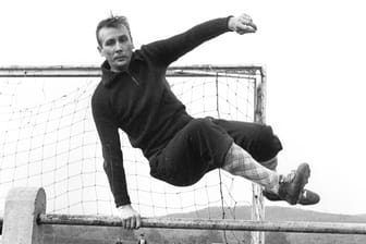 Horst Eckel: Der Weltmeister von 1954 im Training im Jahr 1964.