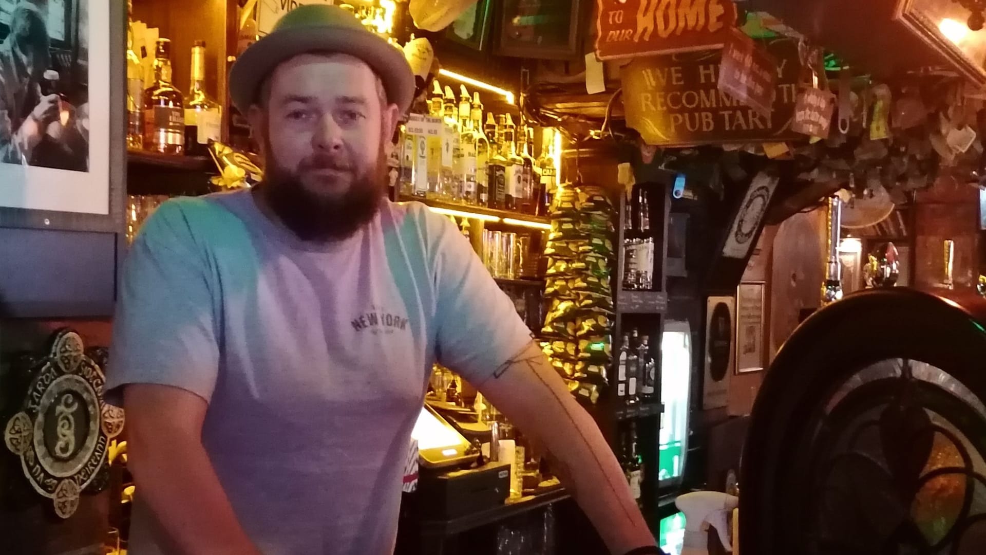 Sascha, Geschäftsführer des Angelo Irish Pub