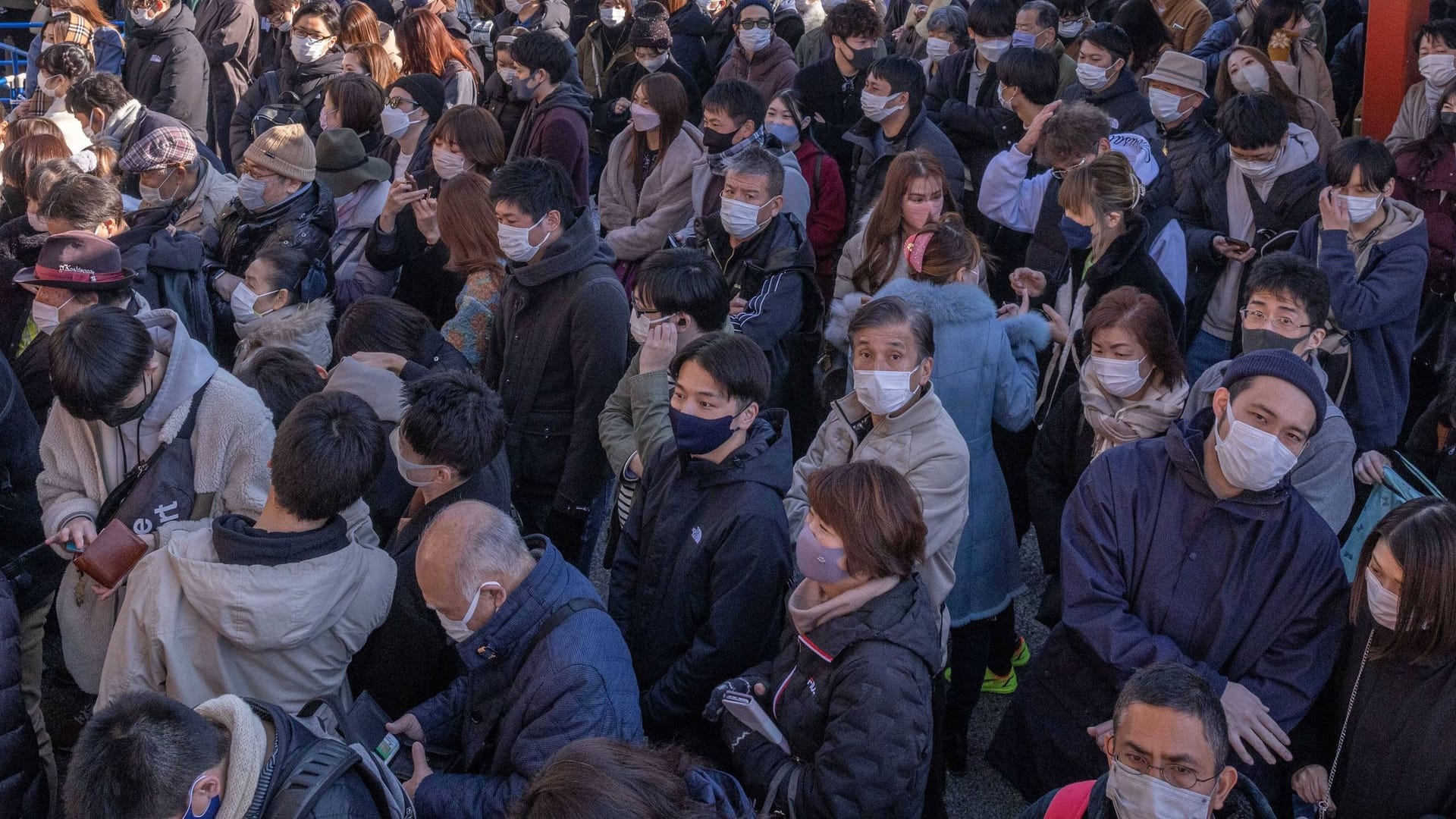 Menschenandrang in Tokio: In Asien leben die meisten Menschen weltweit. Menschenandrang in Tokio: In Asien leben die meisten Menschen weltweit.