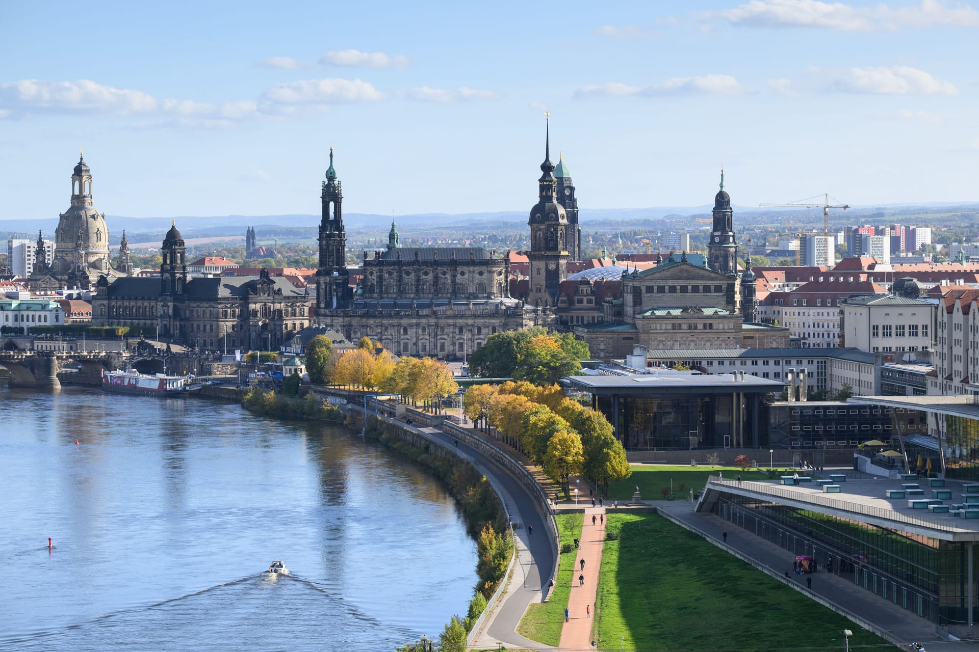 Dresden: Die sächsische Landeshauptstadt Dresden gehört für den Reiseführer "Lonely Planet" im kommenden Jahr zu den angesagtesten Urlaubszielen der Welt.