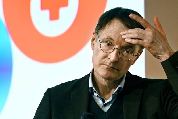 Gesundheitsminister Karl Lauterbach: Er plant mehrere große Gesetze – und will in den sozialen Medien neue Wege gehen.