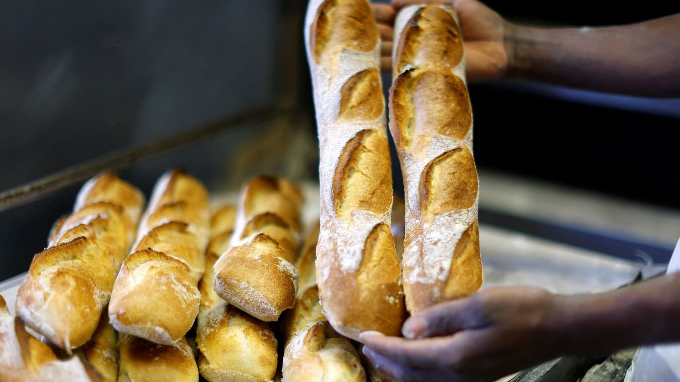 Baguettes in der französischen Hauptstadt (Archivbild): Das Stangenbrot kommt aus Frankreich.