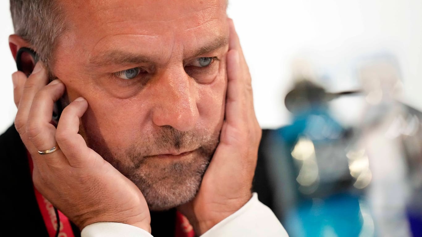 Bundestrainer Hansi Flick lässt sich von der Fifa gängeln.