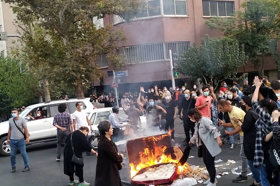 Proteste in Teheran (Archivbild): Der Informationsfluss aus dem Iran ist schwierig.