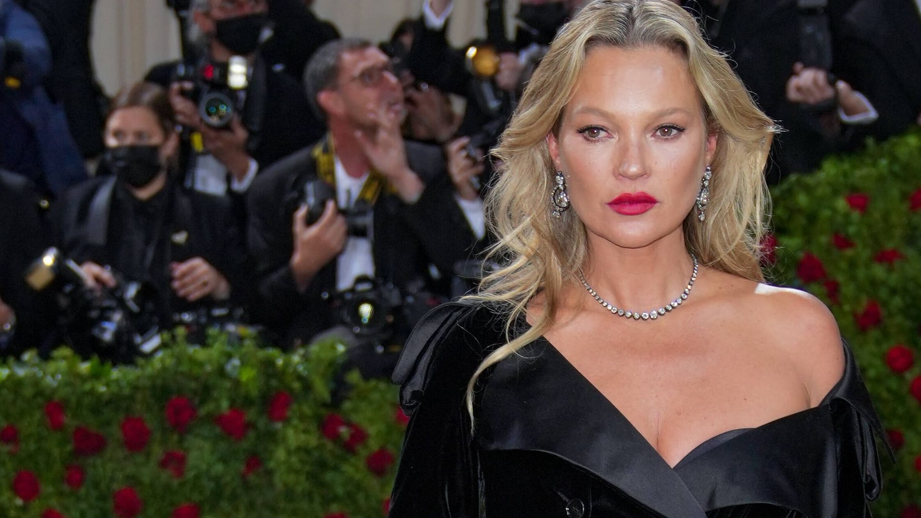 Kate Moss: Kürzlich saß ihr Kleid weniger sicher als dieses.