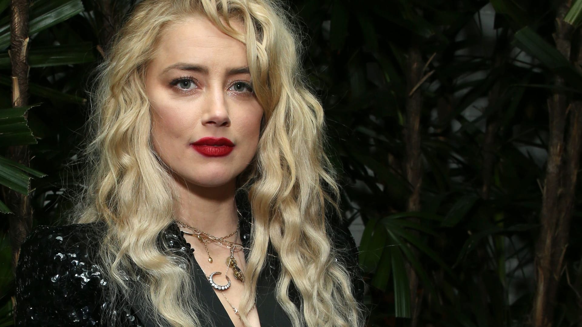 Amber Heard: Die Schauspielerin hatte mit Elon Musk in der Vergangenheit ein Verhältnis.